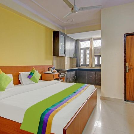 Отель Treebo Tms Residency Нью-Дели Экстерьер фото