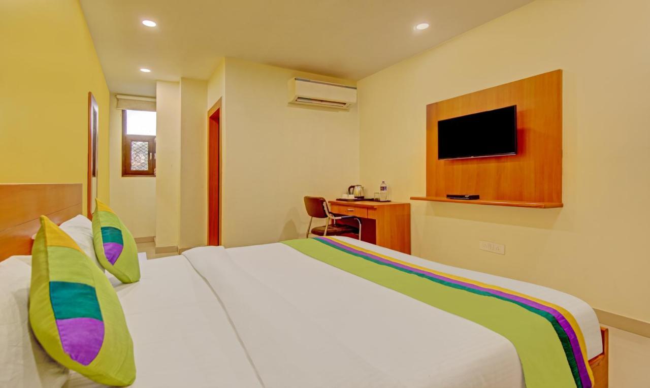Отель Treebo Tms Residency Нью-Дели Экстерьер фото
