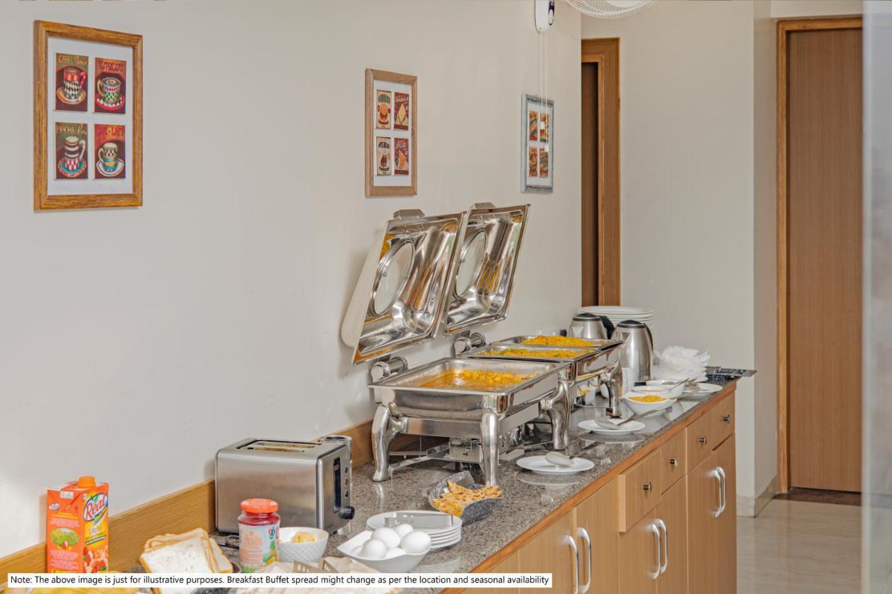 Отель Treebo Tms Residency Нью-Дели Экстерьер фото